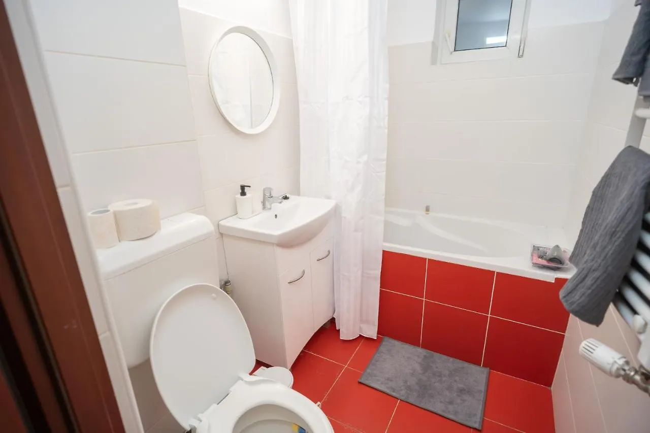 Spacious 2Br Dristor Apartment Bucharest
