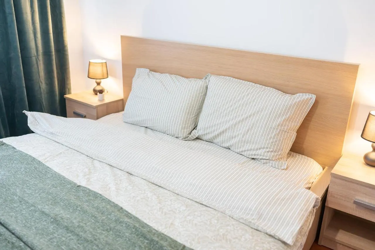 Spacious 2Br Dristor Apartment Bucharest Romania