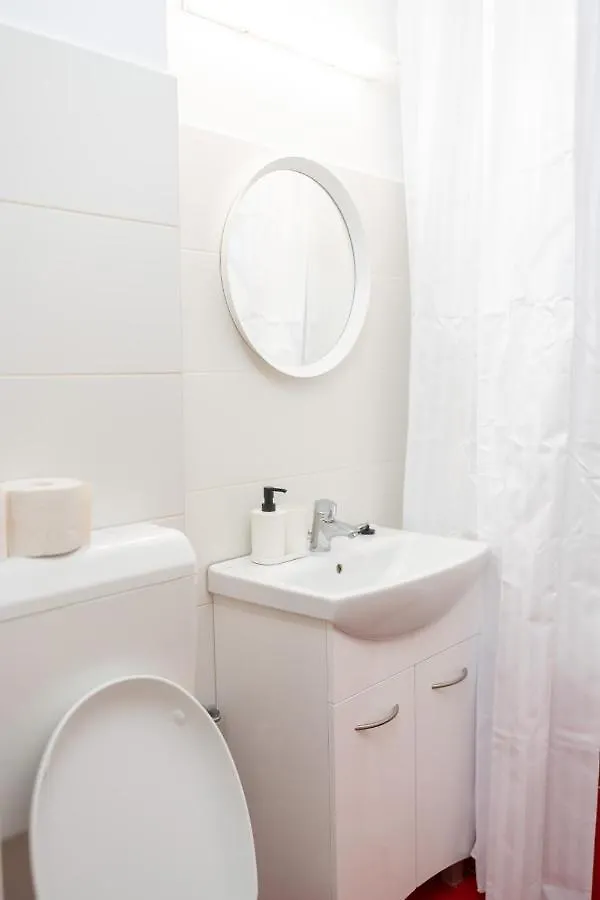 Spacious 2Br Dristor Apartment Bucharest