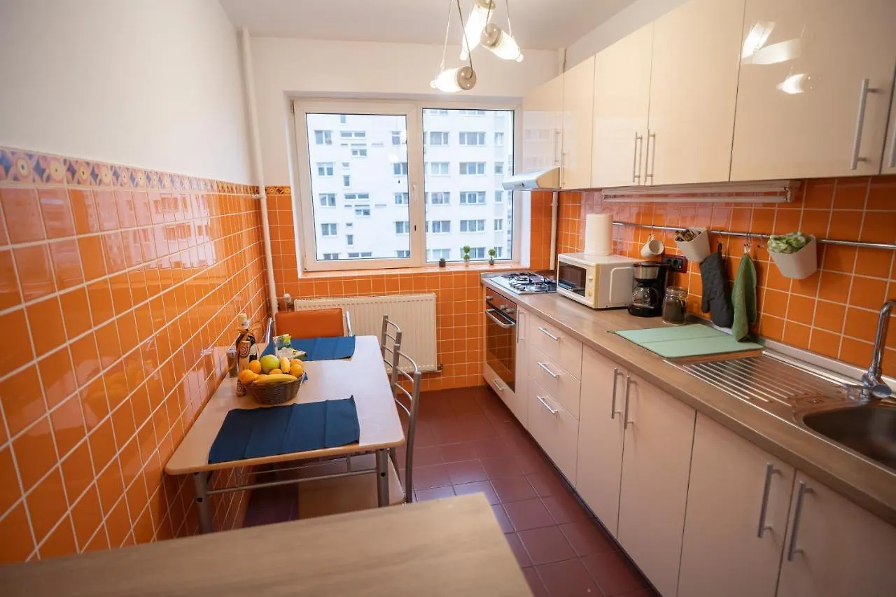 Spacious 2Br Dristor Apartment Bucureşti 0*,
